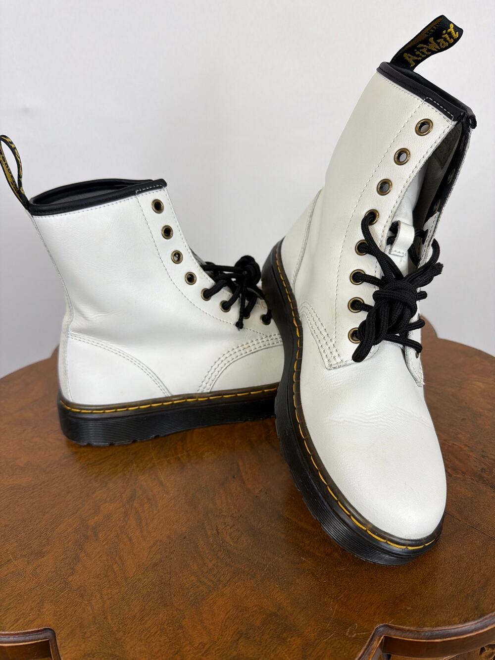 Dr. Martens Zavala White Leather 8-Eye Combat Boots Men's 7 / Women's 8